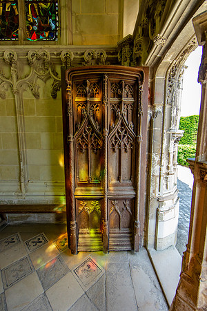Chapelle Saint-Hubert, Da Vinci's burial site, at Château Royal d'Amboise