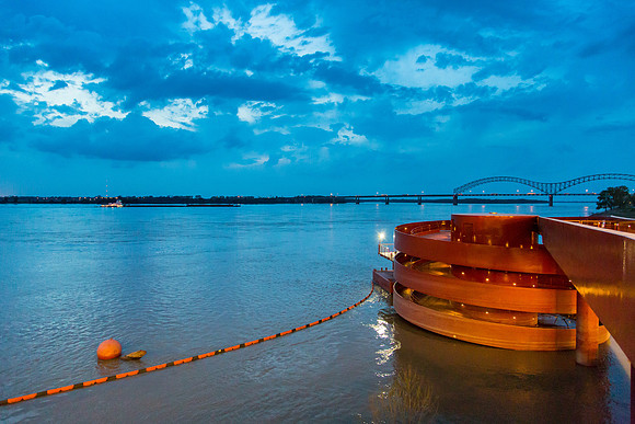 Mississippi River, Memphis TN
