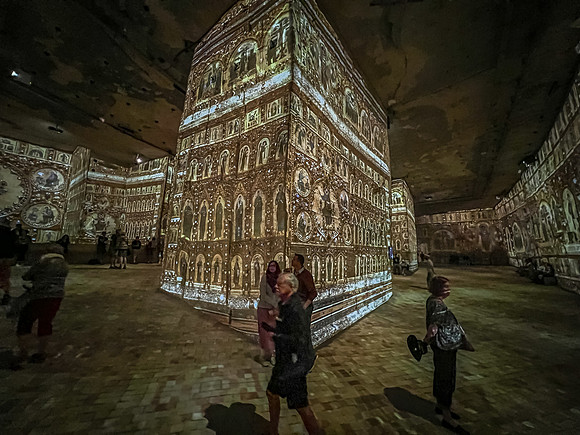 Carrieres de Lumieres, Les Baux