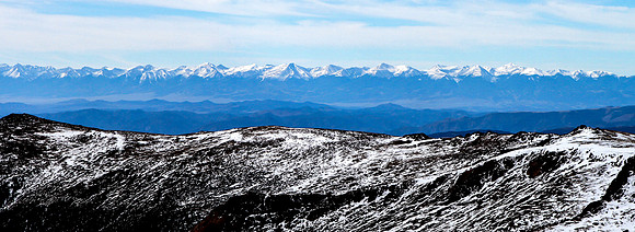 Sangre de Christo Mountains, fromPikes Peak