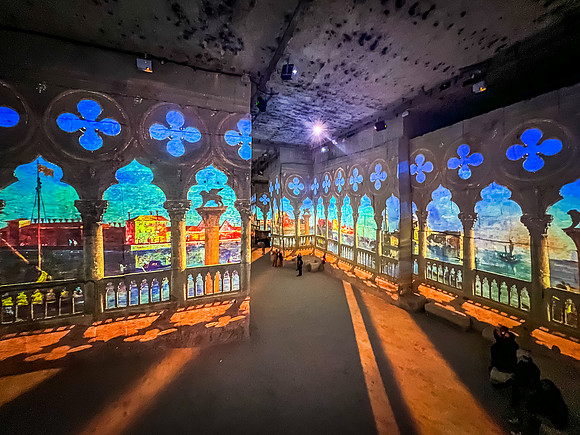 Carrieres de Lumieres, Les Baux