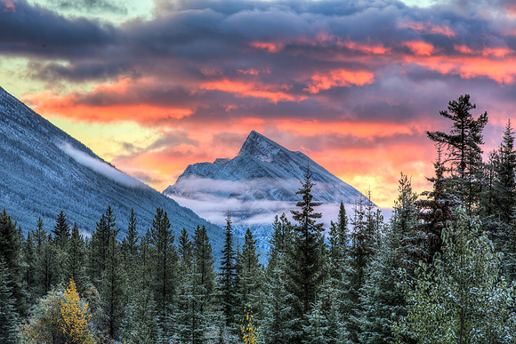 Sunrise Sky, Jagged Peak, Icefields Parkway