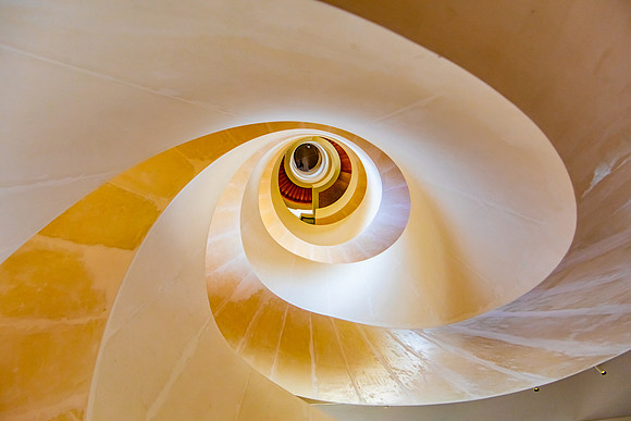 Luma Arles, Frank Gehry Building