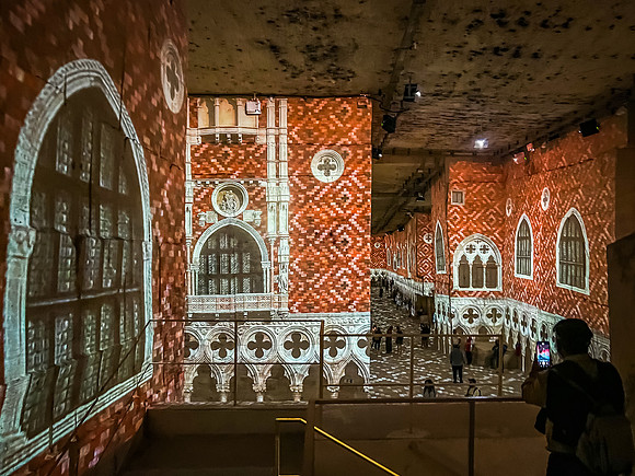 Carrieres de Lumieres, Les Baux