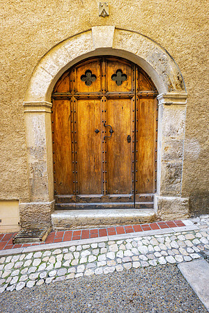 Moustiers