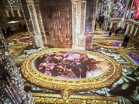 Carrieres de Lumieres, Les Baux