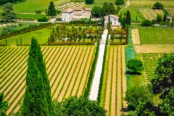 Menerbes