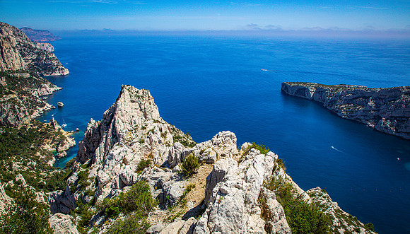 Belvedere de Sugiton, Calanques