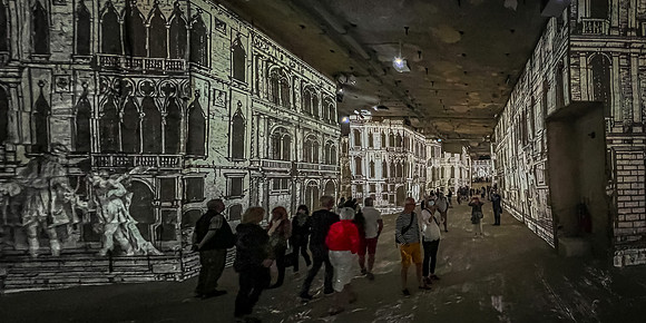 Carrieres de Lumieres, Les Baux