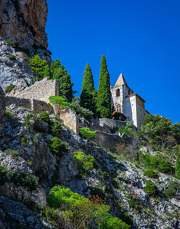 Moustiers