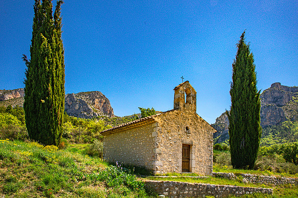 Outside Moustiers