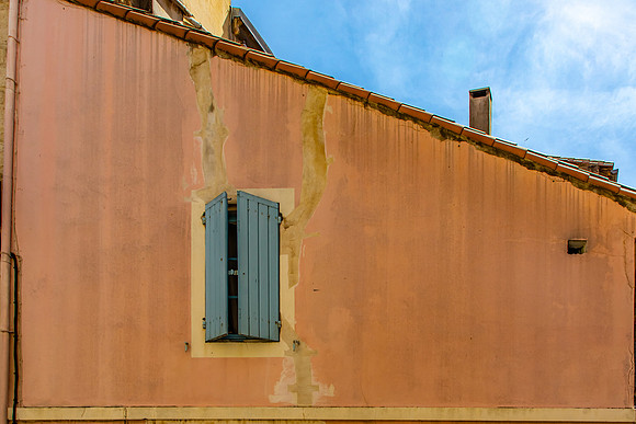 Arles