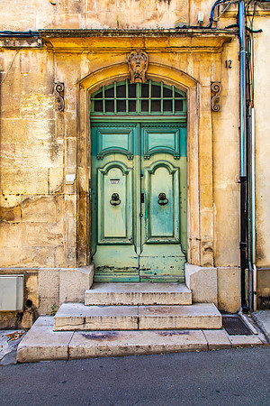 Arles