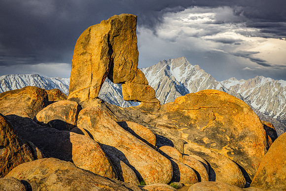 Boot Arch, Alabama Hills, Lone Pine CA