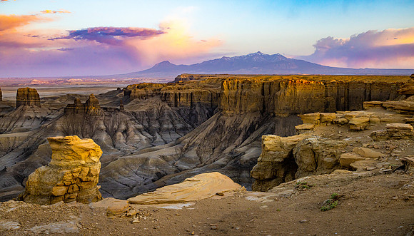 Hanksville, Moonscape Overlook
