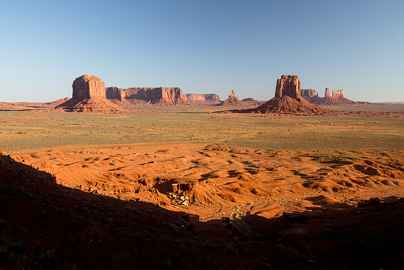 Monument Valley, Shadows and Monuments