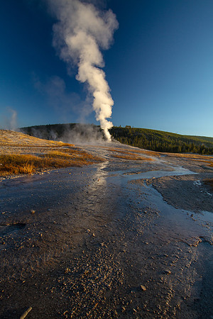 Old Faithful, Overflow after the Eruption