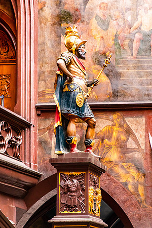 Lucius Munatius Plancus was the Roman founder of Augusta Raurica at the south bank of the Rhine a few kilometers east of Basel