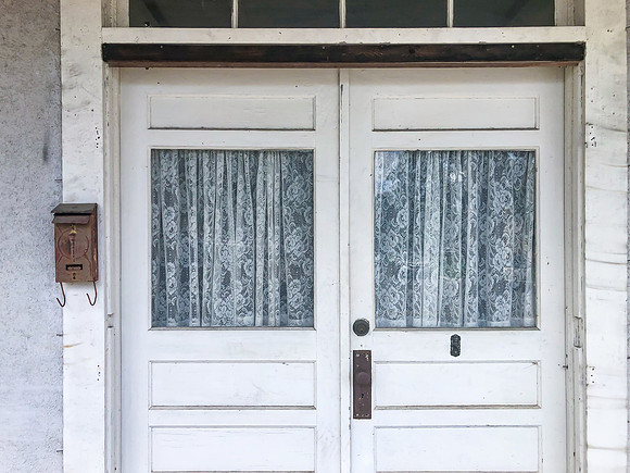 Door, Johnson City