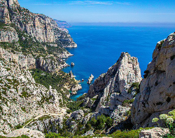 Belvedere de Sugiton, Calanques