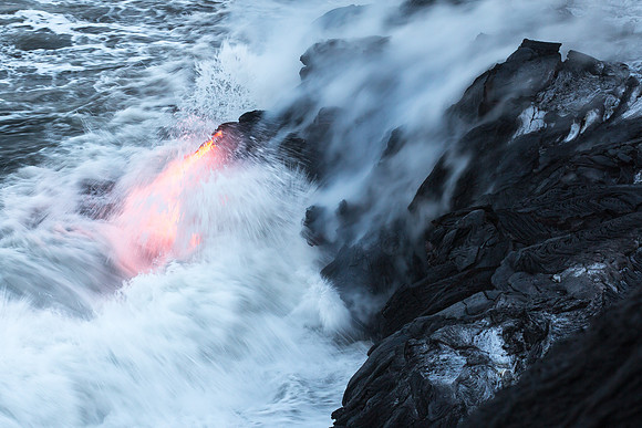 Kilauea Lava Flow (II), Ocean Steam, Hawaii