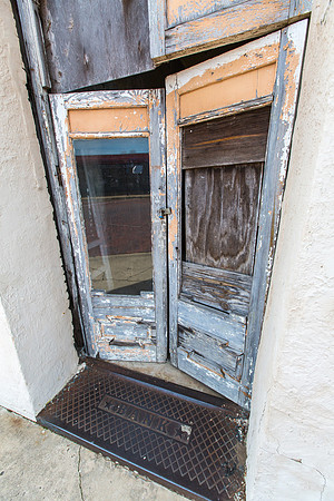 Abandoned Planters Bank Building, Jefferson