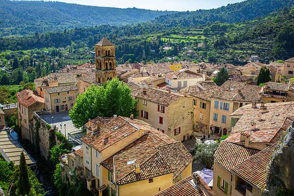 Moustiers