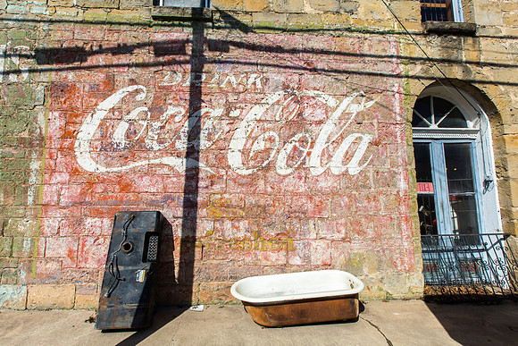 Old Coca Cola ad, Wallface, Gonzales